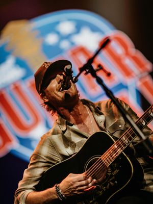 Image post by @955thebull on Instagram