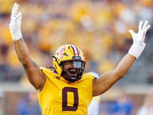 Image post by @gopherfootball on Instagram