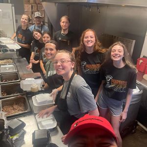 Image post by @poundershawaiiangrill on Instagram