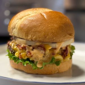Image post by @lexingtonburgerweek on Instagram