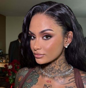 Image post by @impresslashes on Instagram