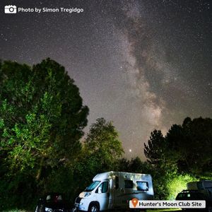 Image post by @candmclub on Instagram