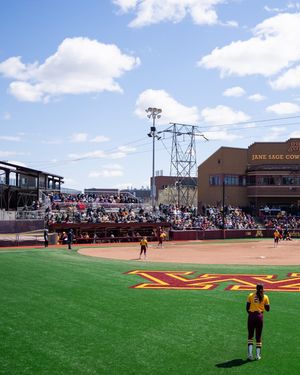Image post by @gophersoftball on Instagram