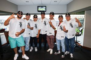 Image post by @loswhitesox on Twitter