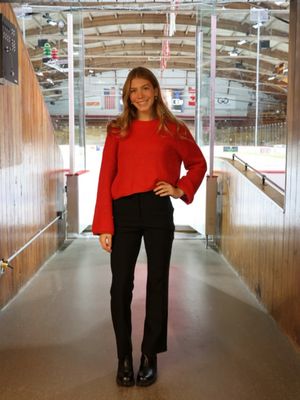 Image post by @slusaintshockey on Instagram