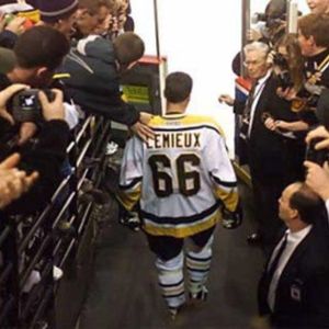 Image post by @insidetherinkcom on Instagram