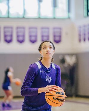 Image post by @sfa_wbb on Instagram
