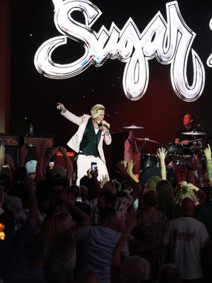 Image post by @saharalasvegas on Instagram