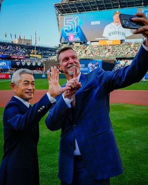Image post by @mlbjapan on Instagram