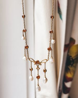 Image post by @maejeanvintage on Instagram