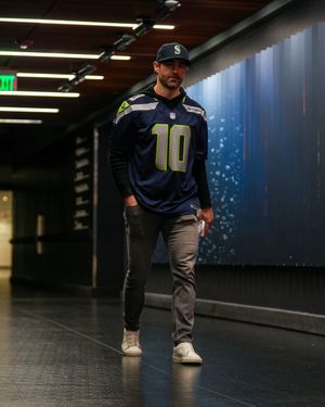 Image post by @SeattleKraken on Twitter