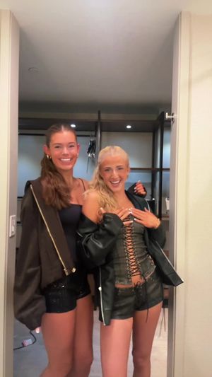 Video post by @.elliebarker on TikTok