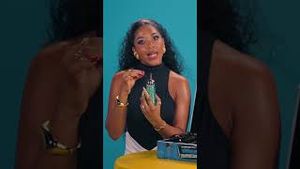 Video post by @telemundo on YouTube
