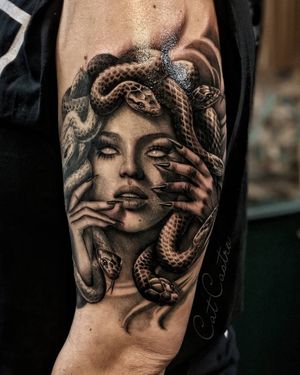 Image post by @skindesigntattoos on Instagram