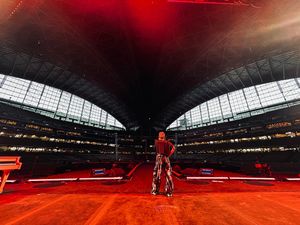 Image post by @pink on Instagram