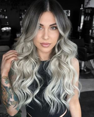 Image post by @behindthechair_com on Instagram