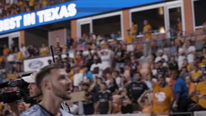 Video post by @fcdallas on Facebook