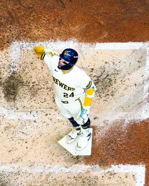 Image post by @mlbcamroll on Instagram