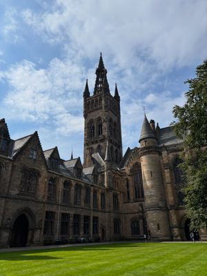 Image post by @uofglasgow on Instagram