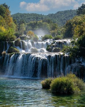 Image post by @kirstenalana on Instagram