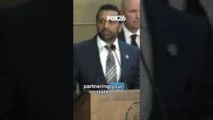 Video post by @kmphfox26 on YouTube