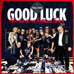Image post by @UConnFootball on Twitter