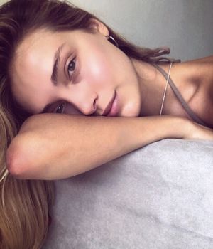 Image post by @carlabenavent17 on Instagram