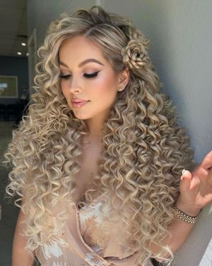Image post by @behindthechair_com on Instagram