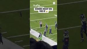 Video post by @Sporting News on YouTube