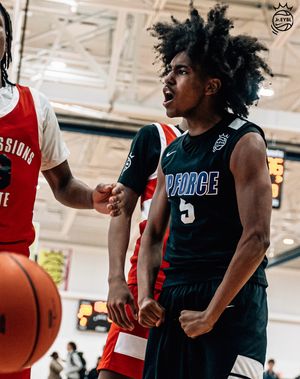 Image post by @nikeeyb on Instagram