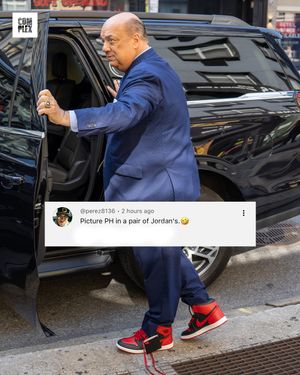 Image post by @complexsneakers on Instagram