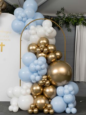 Image post by @partyup_balloons_by_melissa on Instagram