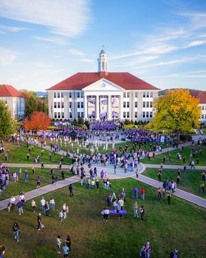 Image post by @jamesmadisonuniversity on Instagram