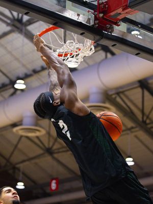 Image post by @dartmouthmbb on Instagram