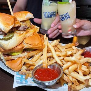 Image post by @5280Foodiez on Facebook