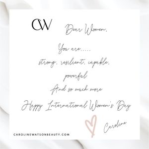Image post by @carolinewatsonbeauty on Instagram