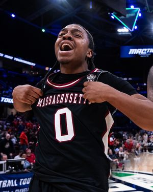 Image post by @umassbasketball on Instagram