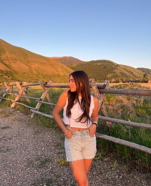 Image post by @aoiifiu on Instagram