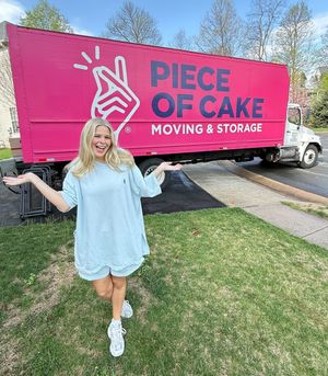 Image post by @pieceofcakemoving on Instagram