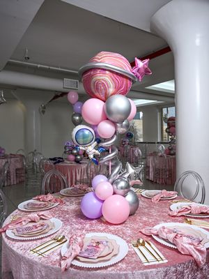 Image post by @partyup_balloons_by_melissa on Instagram