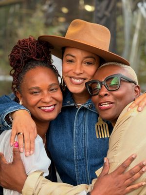 Image post by @angelarye on Instagram