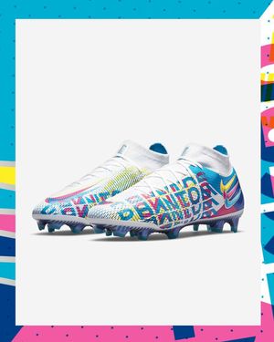 Image post by @soccerdotcom on Instagram