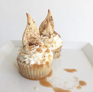 Image post by @theblondewhobakes on Instagram