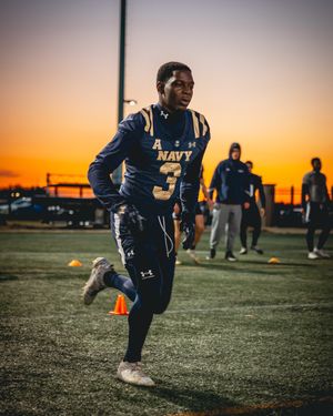 Image post by @navyfb on Instagram