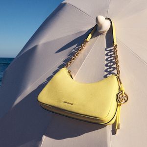 Image post by @dillards on Instagram