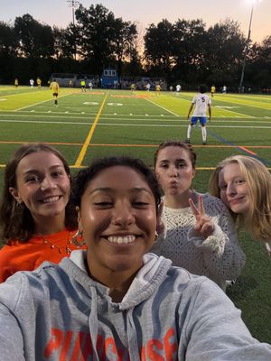 Image post by @purchasewlax on Instagram