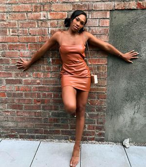 Image post by @_khatbell on Instagram
