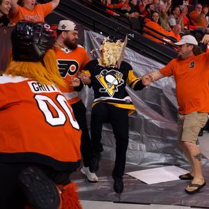 Image post by @grittynhl on Instagram