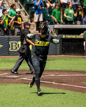 Image post by @oregonbaseball on Instagram
