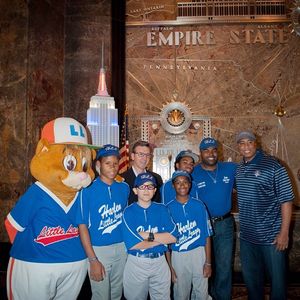 Image post by @empirestatebldg on Instagram